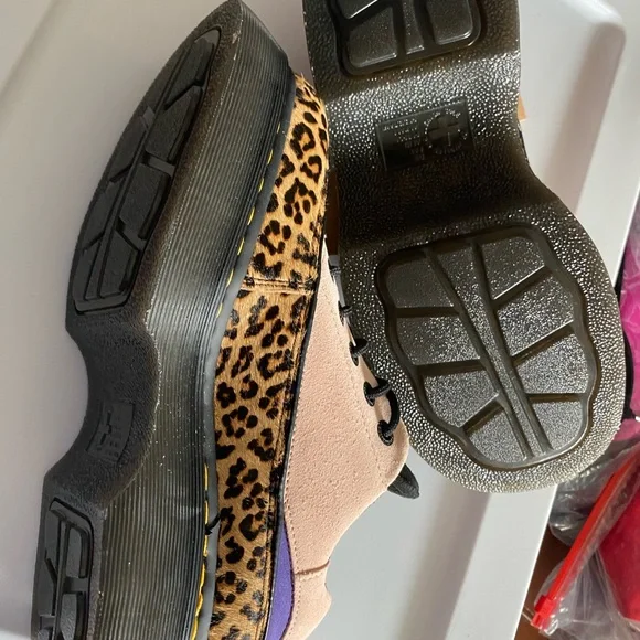 Doc Martens Buzz 5-Eye Leopard and Suede Size US 9L - Picture 6 of 6